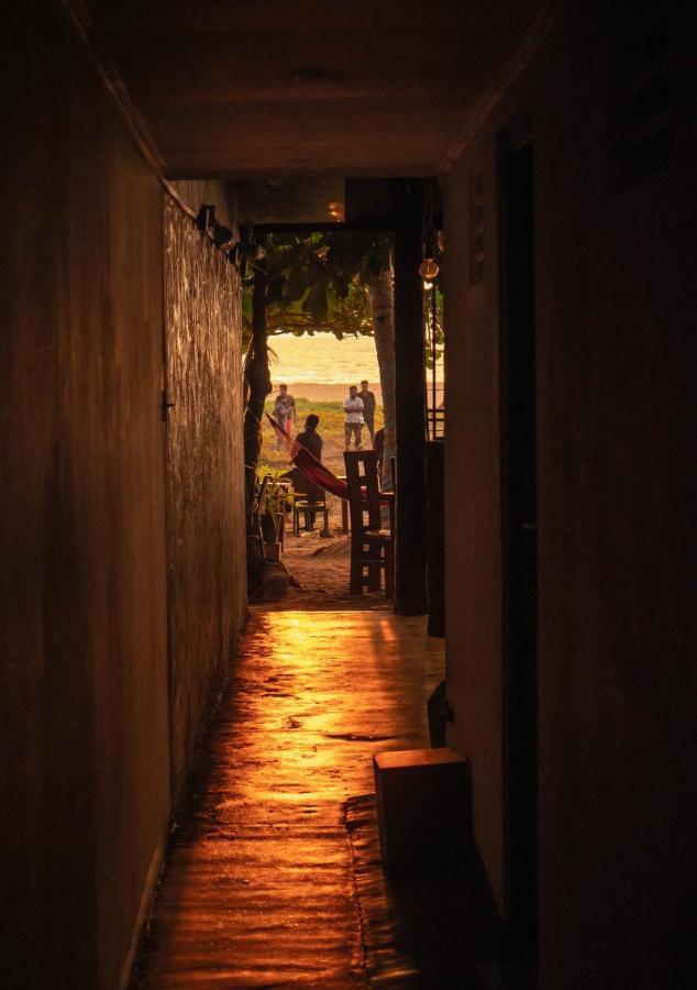 Honey Beach Negombo Exterior foto